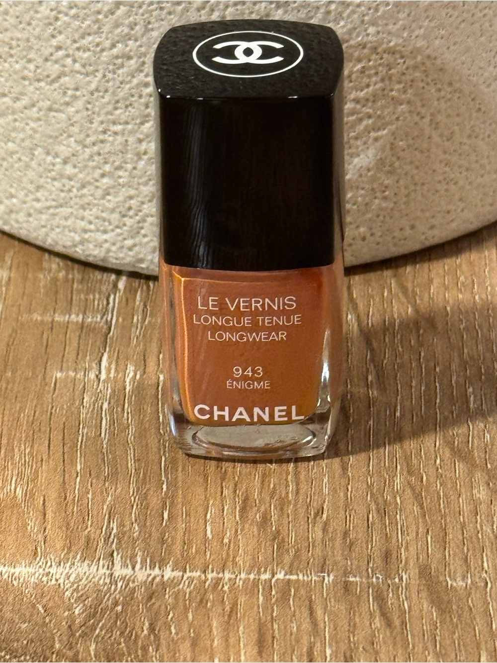 CHANEL Le Vernis Nail Polish - Enigmatic Copper Bronze